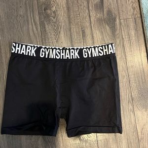 Gym shark shorts with logo waistband